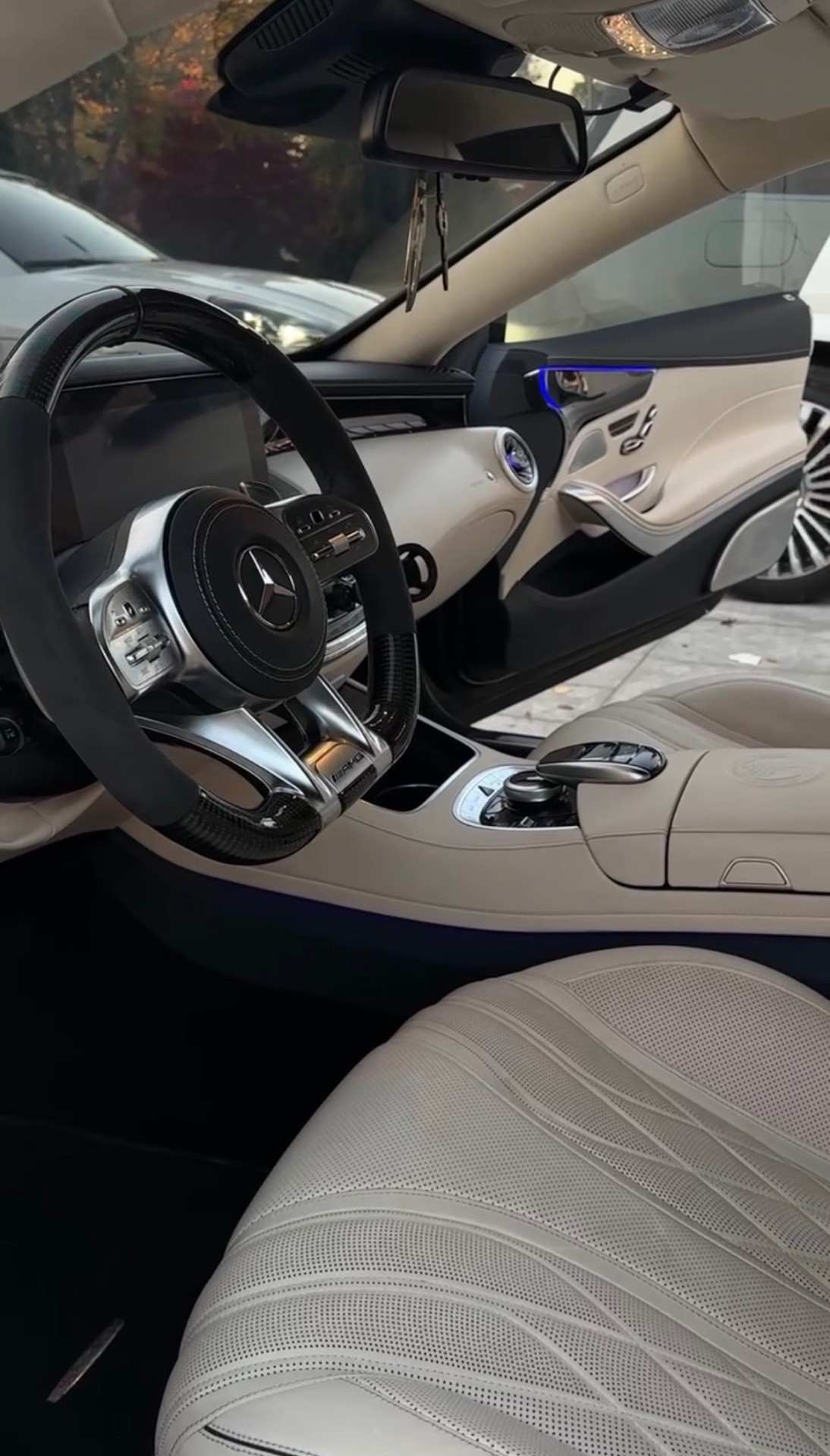 Mercedes-AMG cockpit with carbon wheel